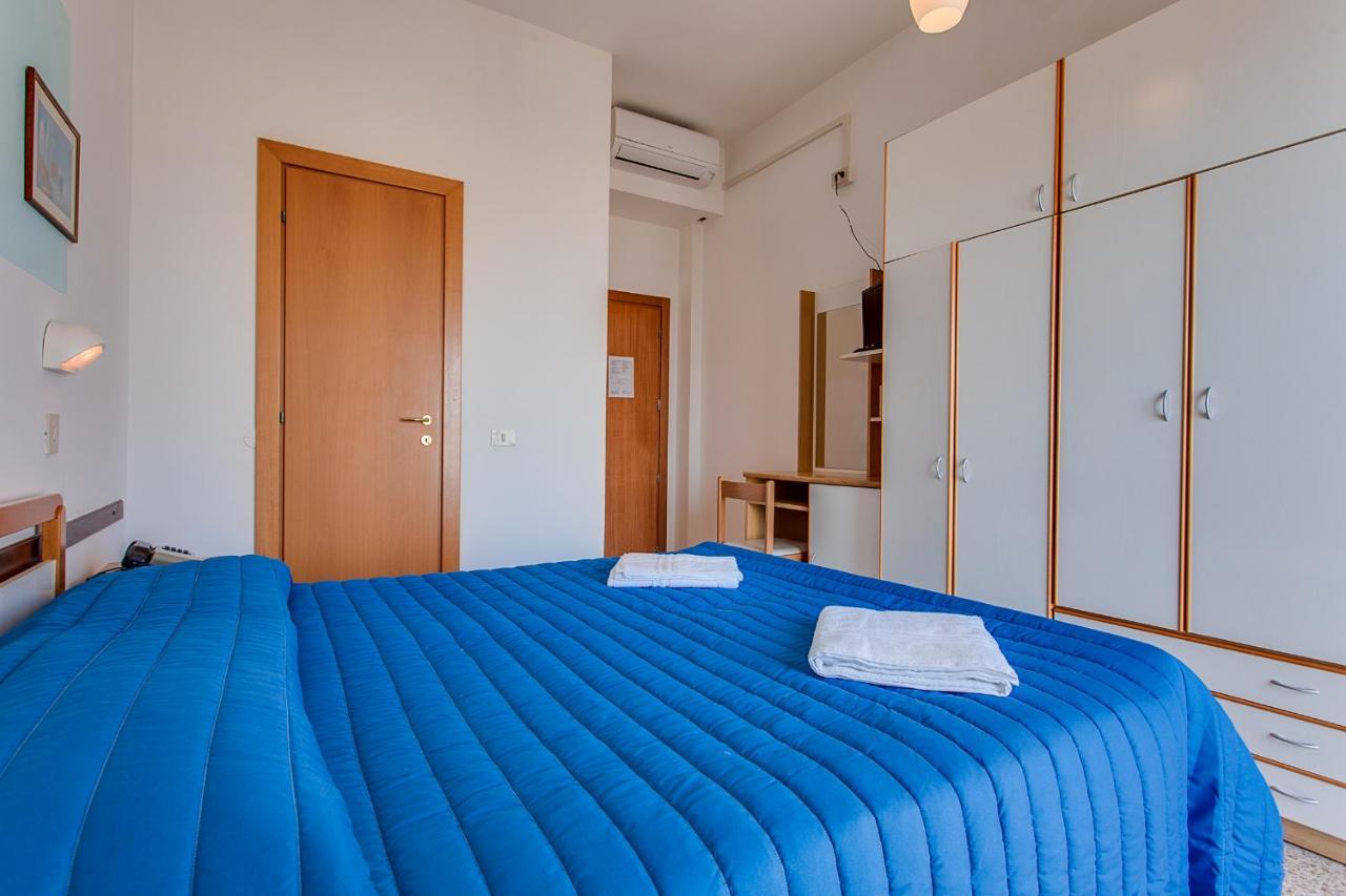 Hotel Buenos Aires Cervia Buitenkant foto