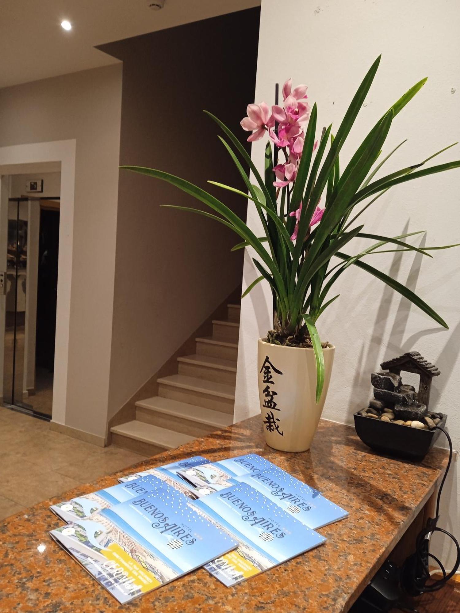Hotel Buenos Aires Cervia Buitenkant foto